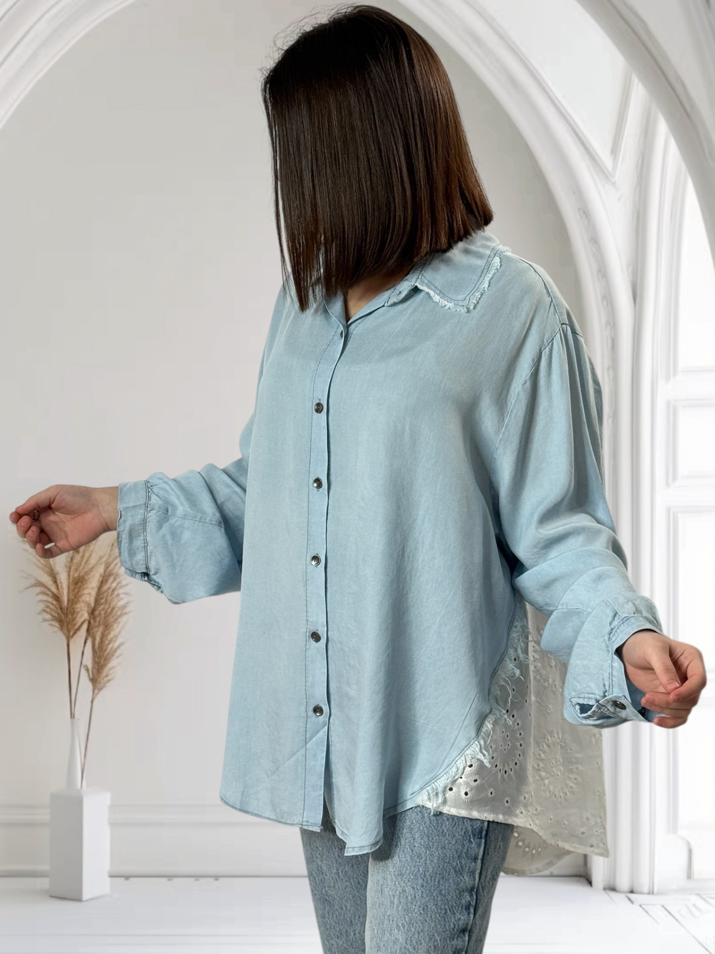 AMBRE - CHEMISE DOS BRODERIE ANGLAISE JUSQU'A LA TAILLE 54