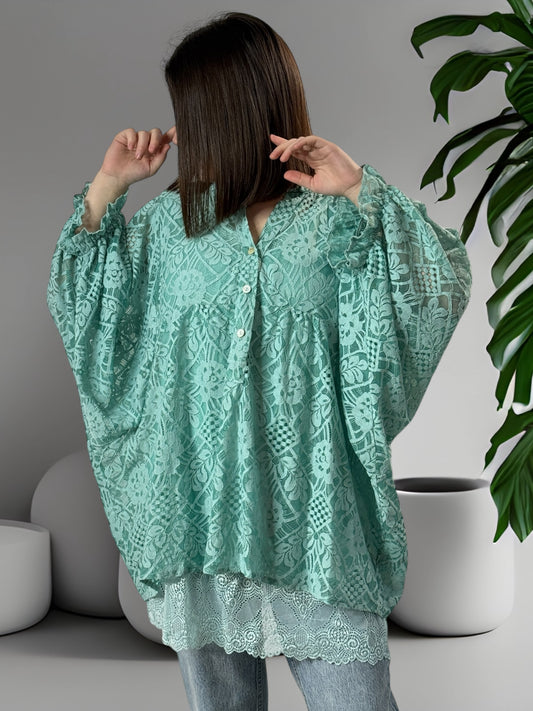 TESS - BLOUSE LAGON EN DENTELLE OVERSIZE  JUSQU'A LA TAILLE 54