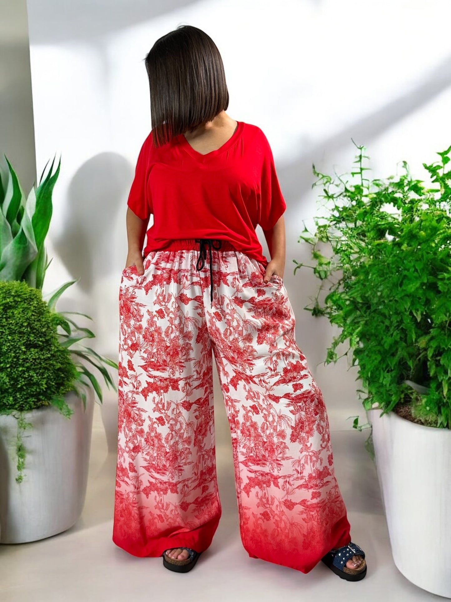 ROMAIN - PANTALON FLUIDE MOTIF ROUGE JUSQU'A LA TAILLE 50