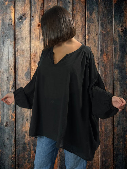MARION - BLOUSE NOIRE EN COTON OVERSIZE  JUSQU'A LA TAILLE 56