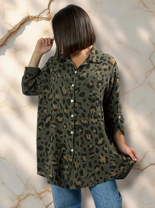 CHRISTINA - CHEMISE OVERSIZE LEOPARD KAKI JUSQU'A LA TAILLE 52