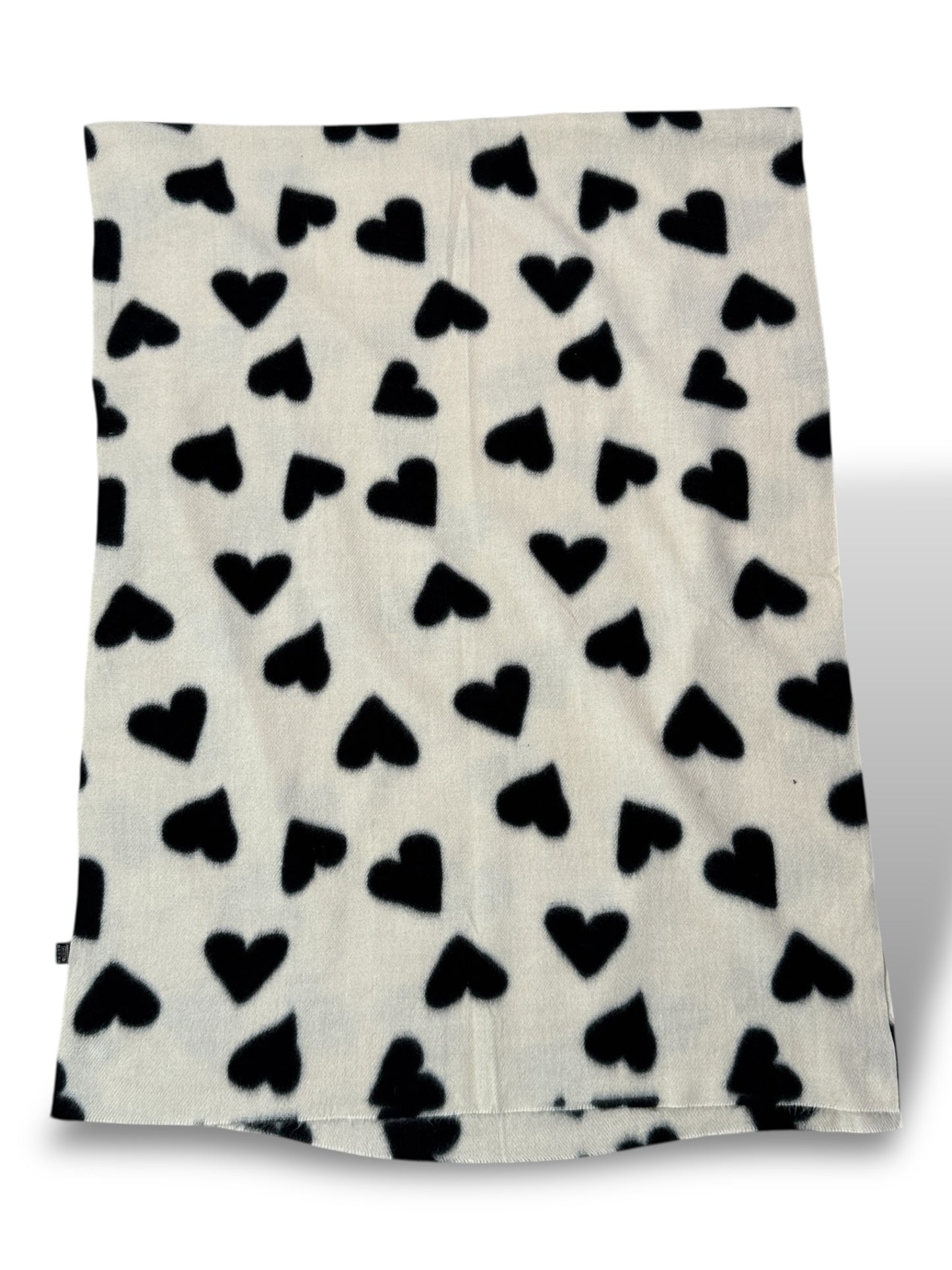 GRANDE ECHARPE MOTIF COEUR