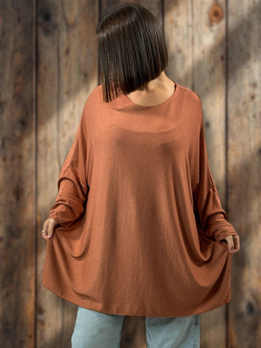 CAPRIO - PULL TERRACOTTA EN MAILLE FLUIDE JUSQU'A LA TAILLE 54