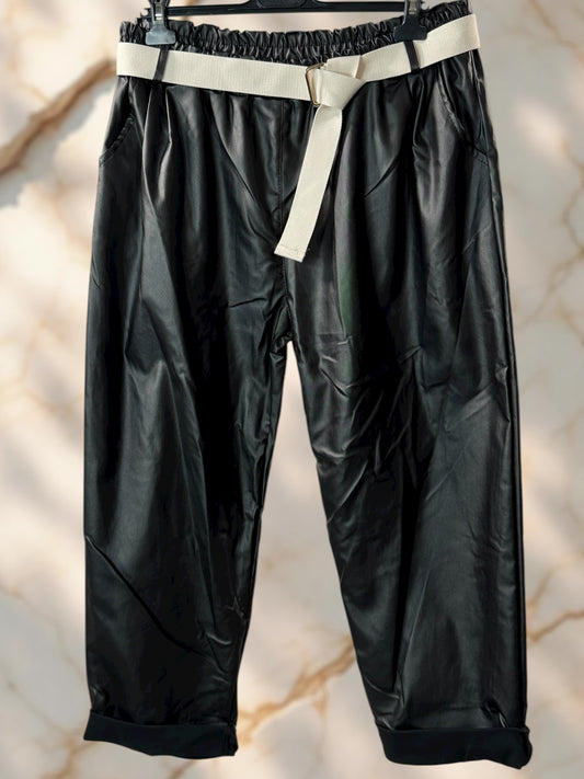 BERLIN - PANTALON SIMILI CUIR NOIR TAILLE 46 A 52