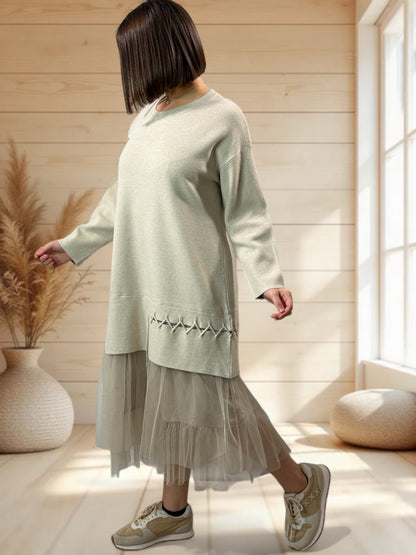 NUANCE - ROBE BEIGE AVEC TULLE JUSQU'A LA TAILLE 46/48