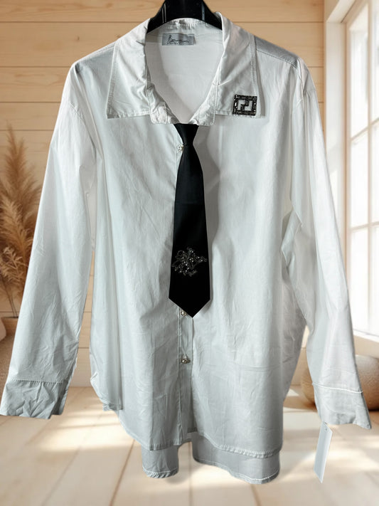 ANGIE - CHEMISE BLANCHE AVEC CRAVATE JUSQU'A LA TAILLE 52