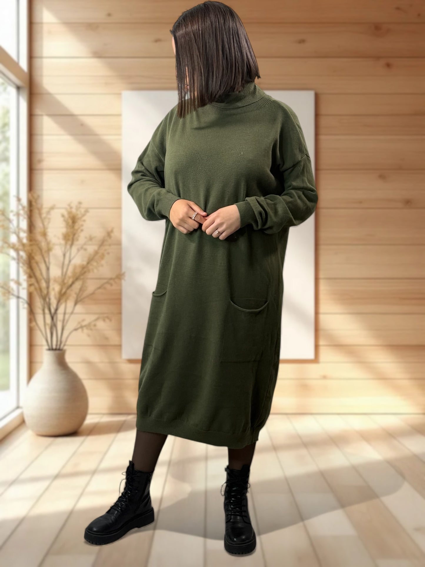 VICTOIRE - ROBE EN MAILLE KAKI OVERSIZE JUSQU'A LA TAILLE 48/50