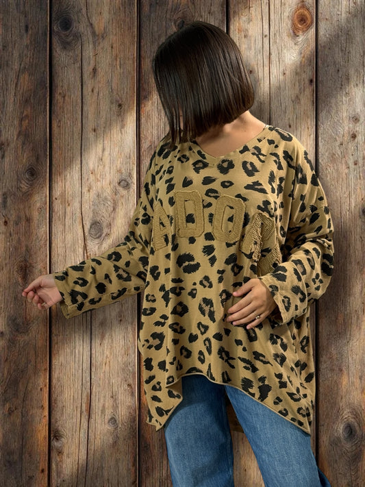 SAVANE -  TEE-SHIRT OVERSIZE LEOPARD CAMEL JUSQU'A LA TAILLE 56