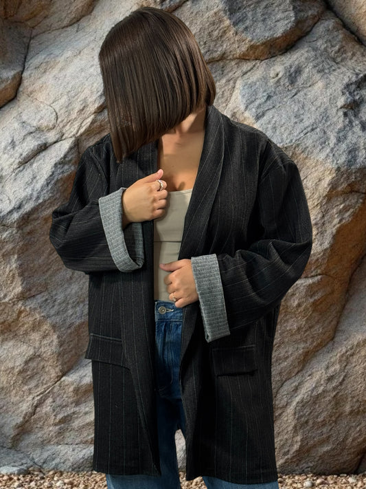 BABETH - BLAZER NOIR A CHEVRONS JUSQU'A LA TAILLE 52