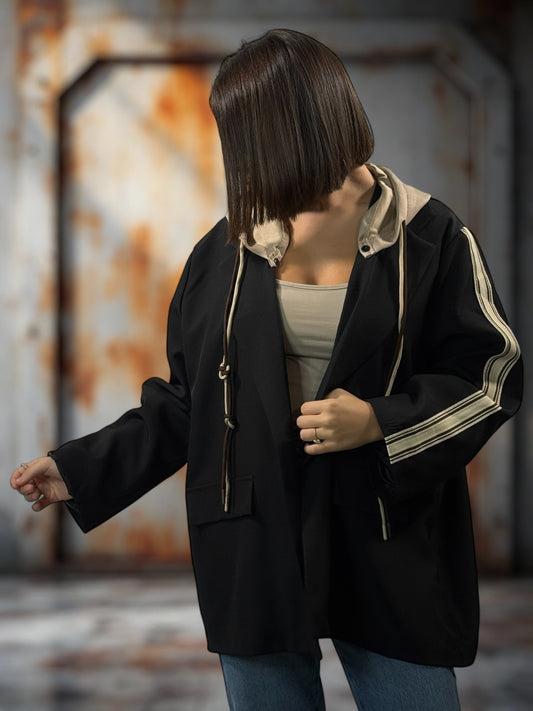 CAMERON - BLAZER NOIR AVEC CAPUCHE JUSQU'A LA TAILLE 52/54