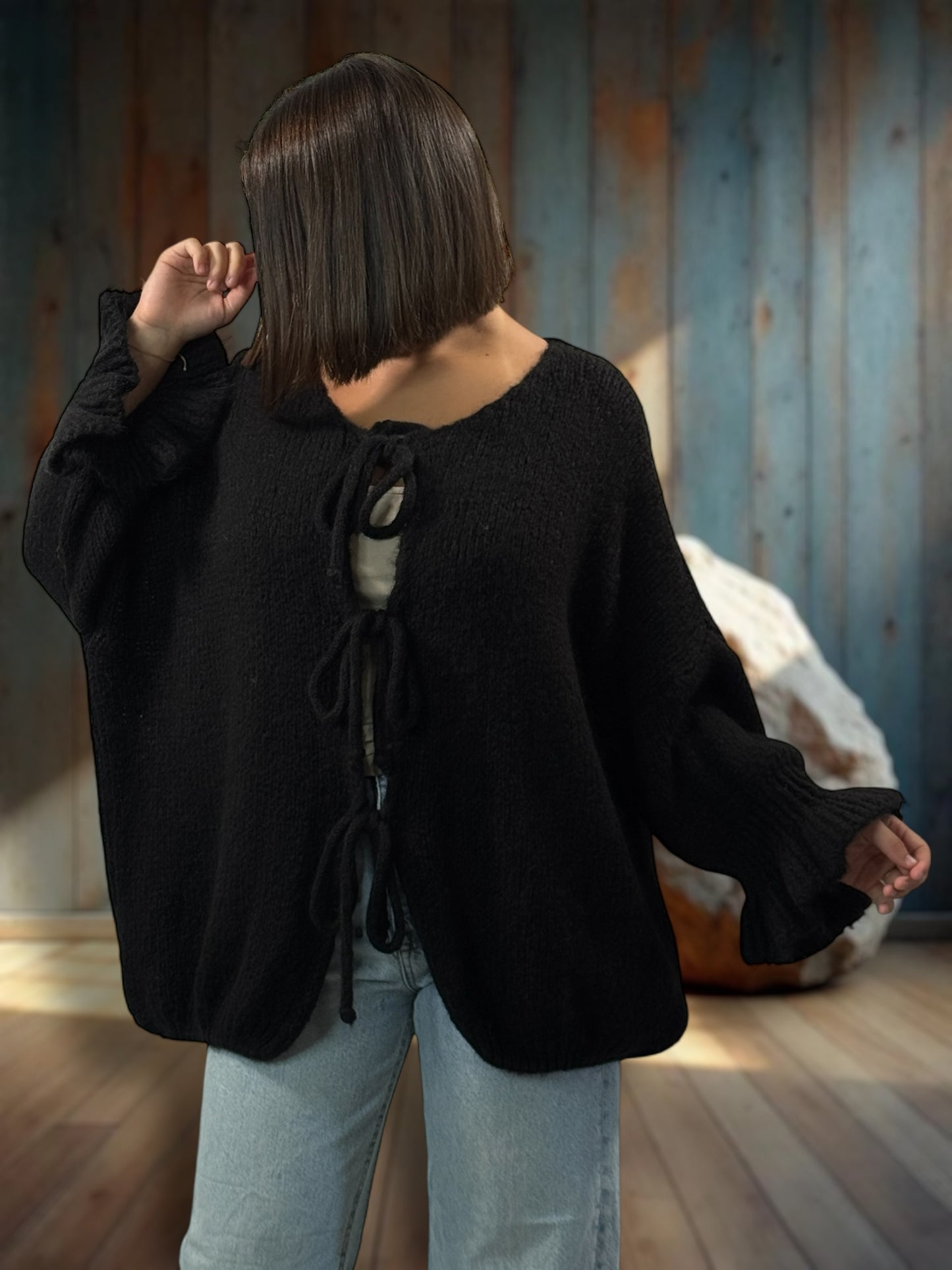 BERENGERE - GILET OVERSIZE NOIR AVEC NOEUDS JUSQU'A LA TAILLE 52/54