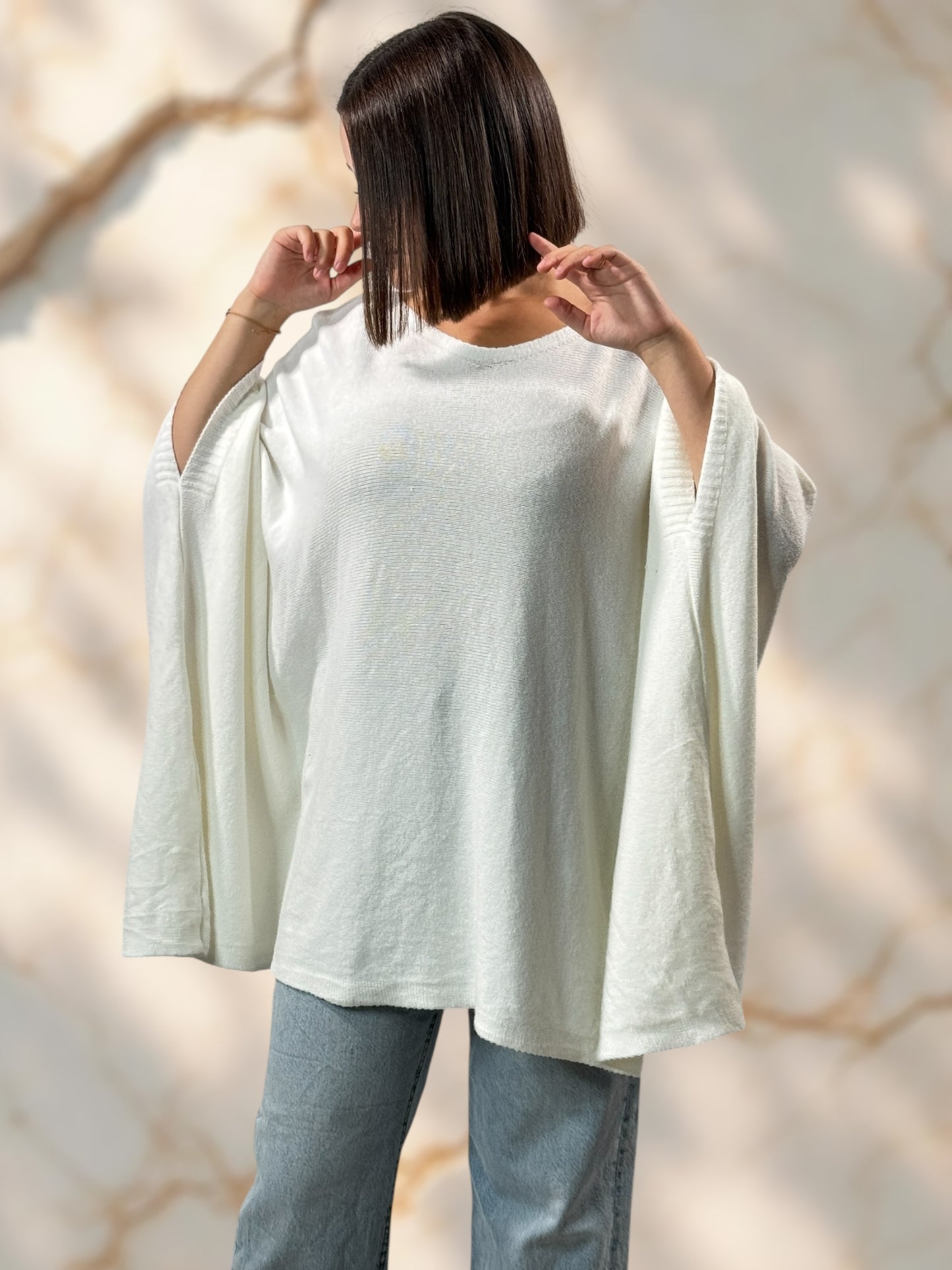 NICKO - PULL OVERSIZE BLANC CASSE JUSQU'A LA TAILLE 60