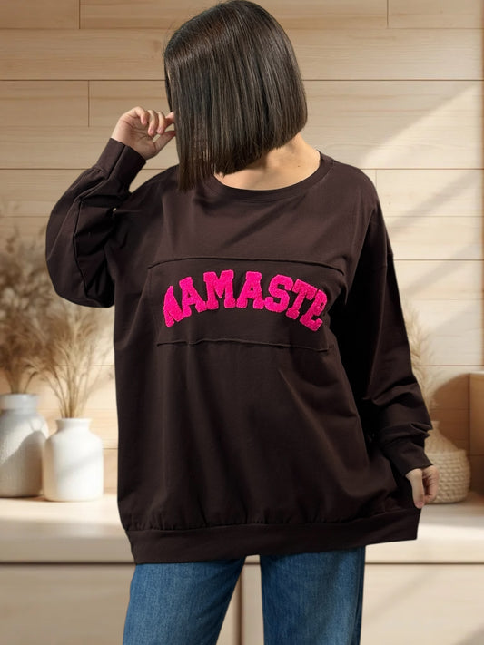 NAMASTE - SWEAT OVERSIZE MARRON JUSQU'A LA TAILLE 52