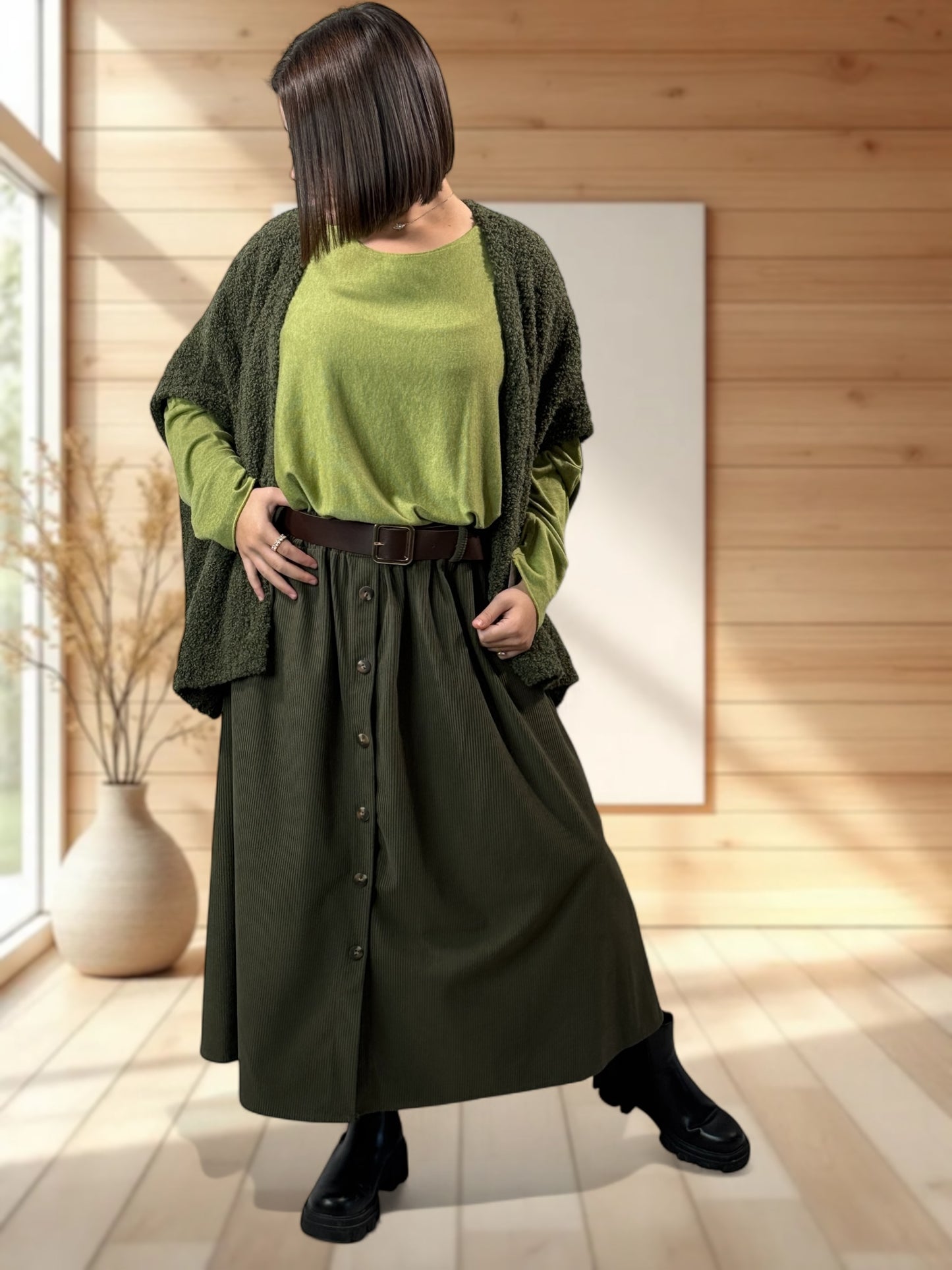 CAROLINA - JUPE EN VELOURS KAKI JUSQU'A LA TAILLE 52/54