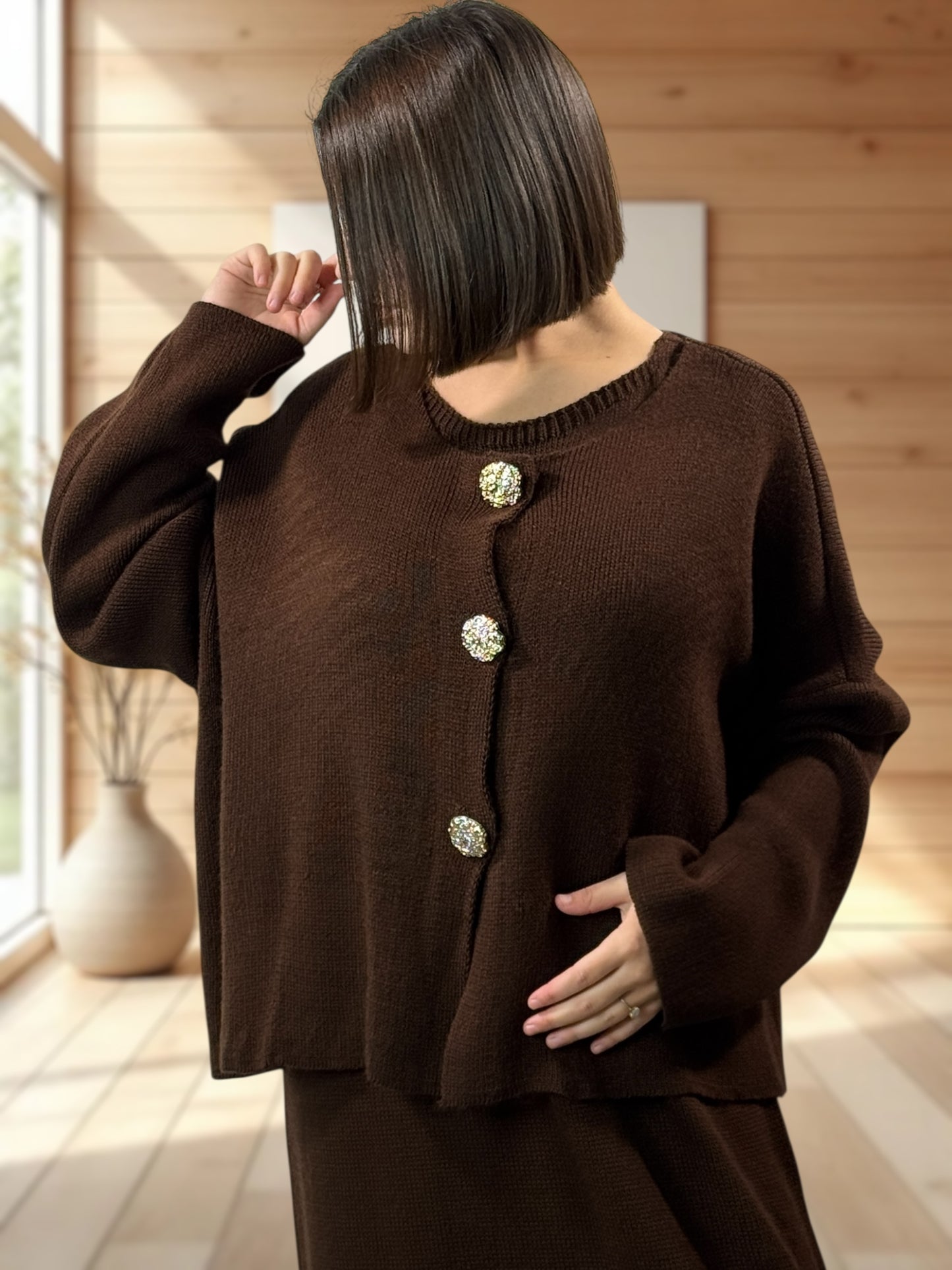 GABRIELA - ENSEMBLE MARRON EN MAILLE ROBE ET GILET JUSQU'A LA TAILLE 48