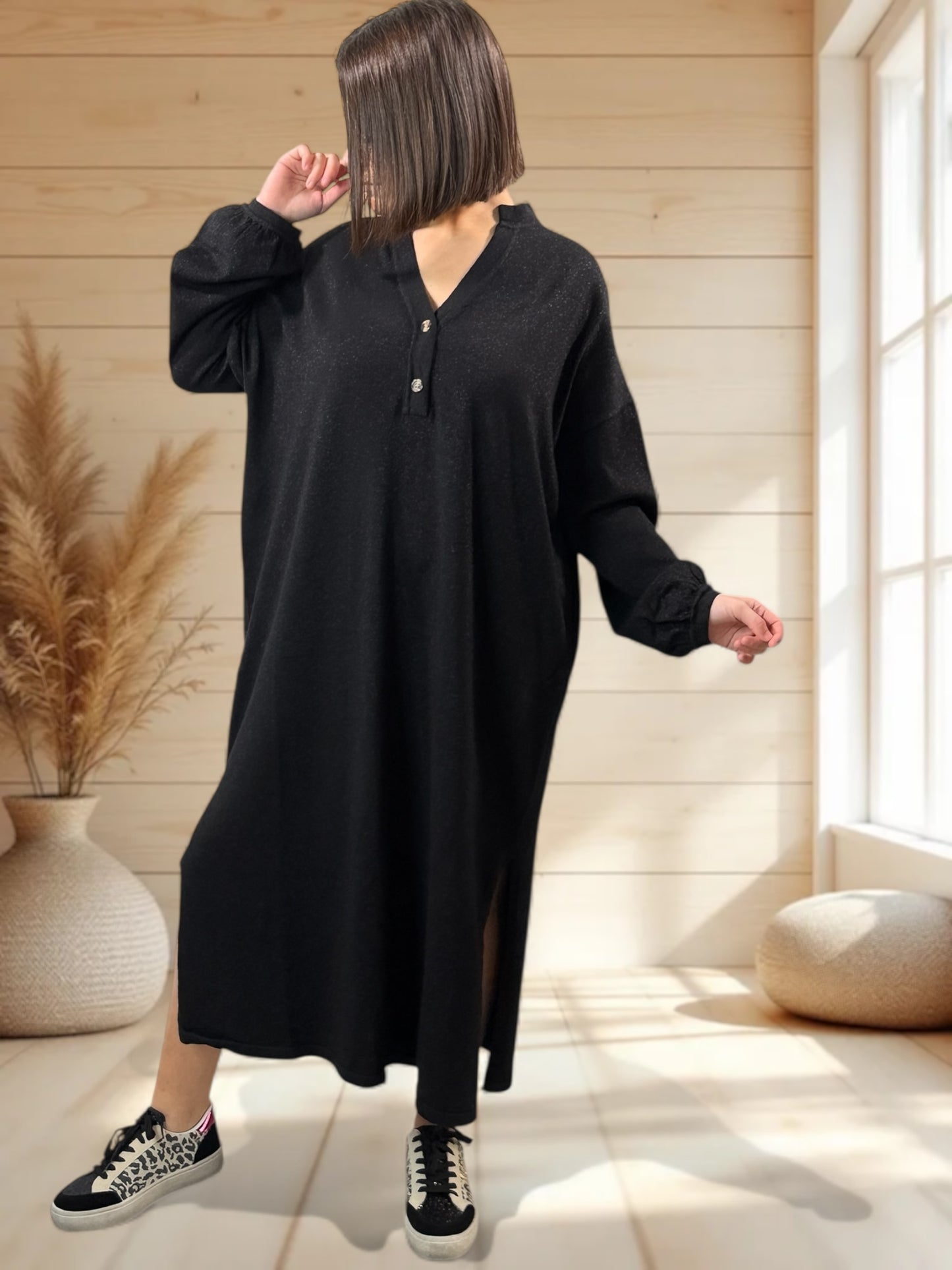 KATARINA - ROBE SCINTILLANTE EN MAILLE NOIRE OVERSIZE JUSQU'A LA TAILLE 52