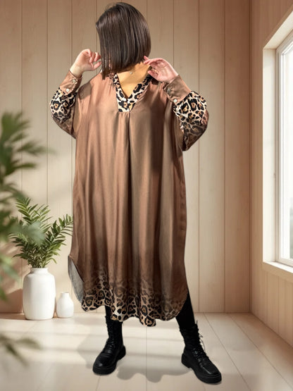 PENELOPE - ROBE AVEC DE LA SOIE MARRON MOTIF LEOPARD JUSQU'A LA TAILLE 52