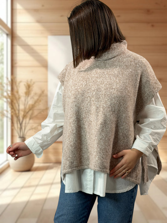 MIMI - PULL TAUPE SANS MANCHES JUSQU'A LA TAILLE 52