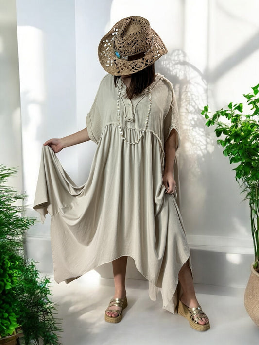 MONICA - ROBE BEIGE ASYMETRIQUE JUSQU'A LA TAILLE 54/56