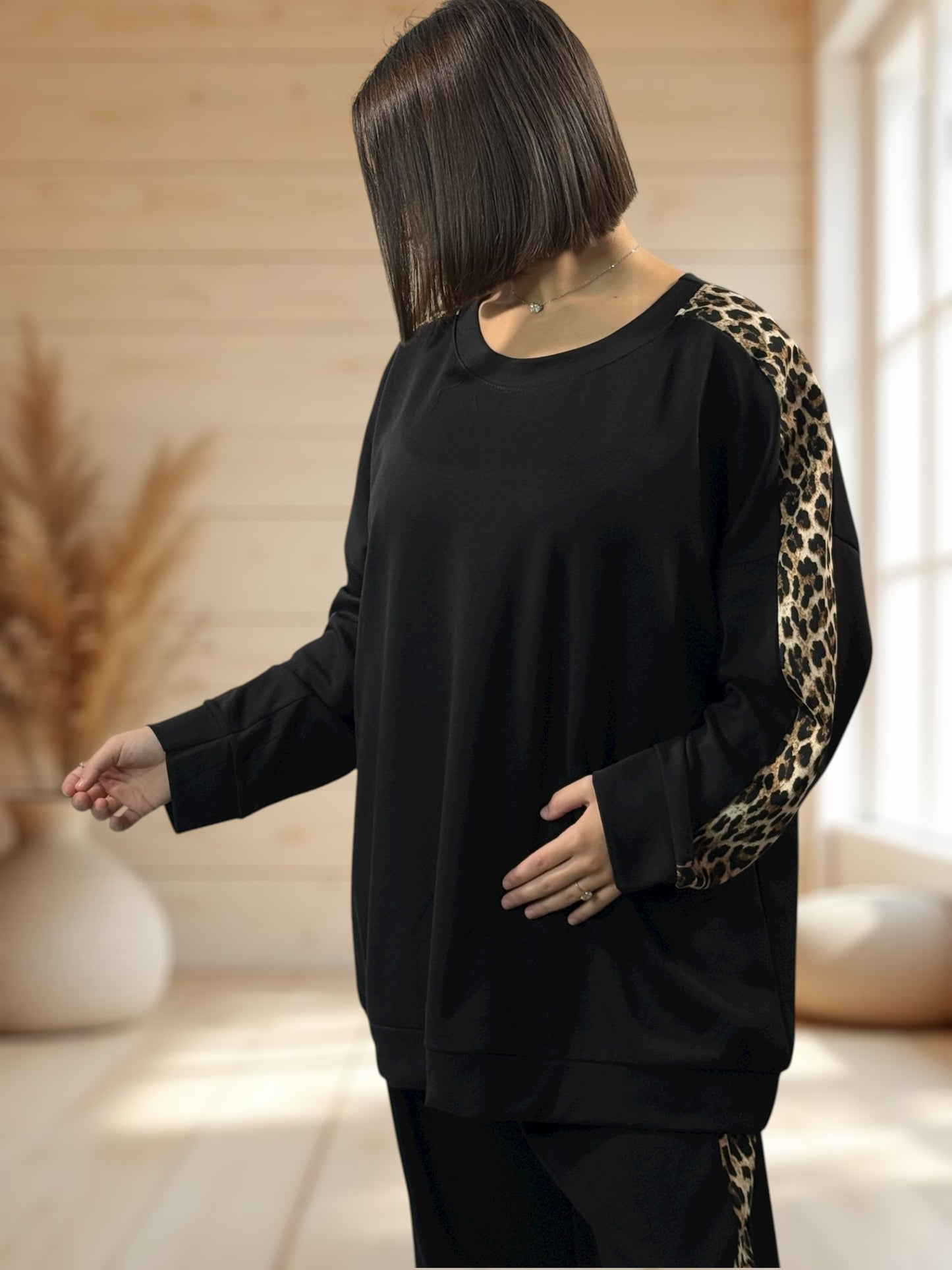 LEONARDO - ENSEMBLE NOIR BANDE LEOPARD JUSQU'A LA TAILLE 52/54