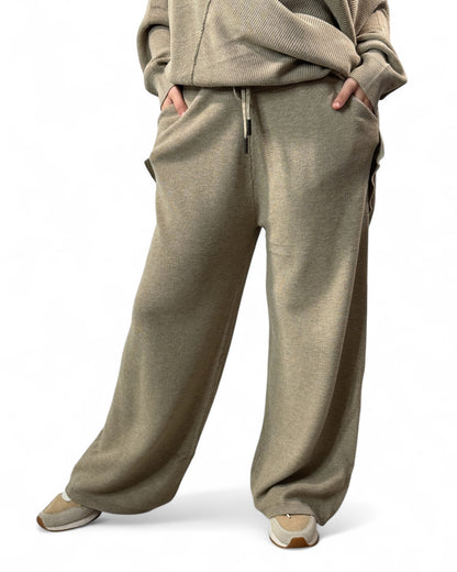 CLOE - ENSEMBLE EN MAILLE BEIGE JUSQU'A LA TAILLE 50