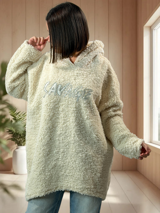 SAVAGE - PULL OVERSIZE BLANC CASSE CAPUCHE EN SEQUINS JUSQU'A LA TAILLE 56/58