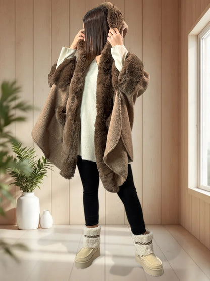 PAKITA - CAPE TAUPE A CAPUCHE BOUCLETTE FAUSSE FOURRURE