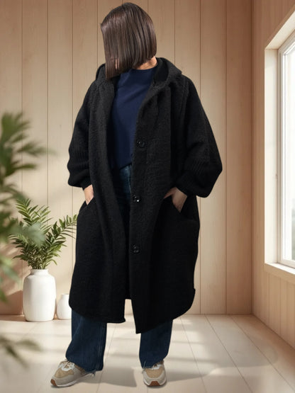 VIRGINIE - MANTEAU OVERSIZE NOIR A CAPUCHE JUSQU'A LA TAILLE 54
