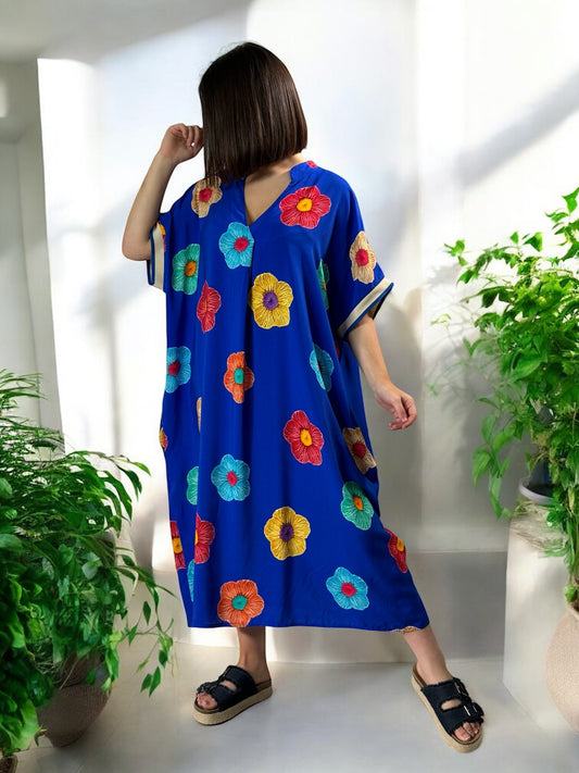 LALY - ROBE OVERSIZE BLEUE MOTIF FLEUR JUSQU'A LA TAILLE 54