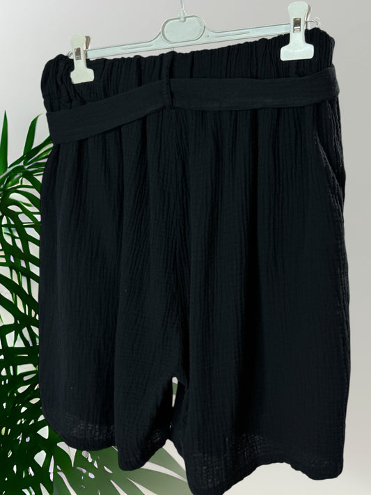 MYKONOS - SHORT NOIR OEIL EN SEQUINS TAILLE 46/48 A 52