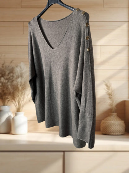 DONNA - PULL OVERSIZE TAUPE AVEC BOUTONS DORES JUSQU'A LA TAILLE 52