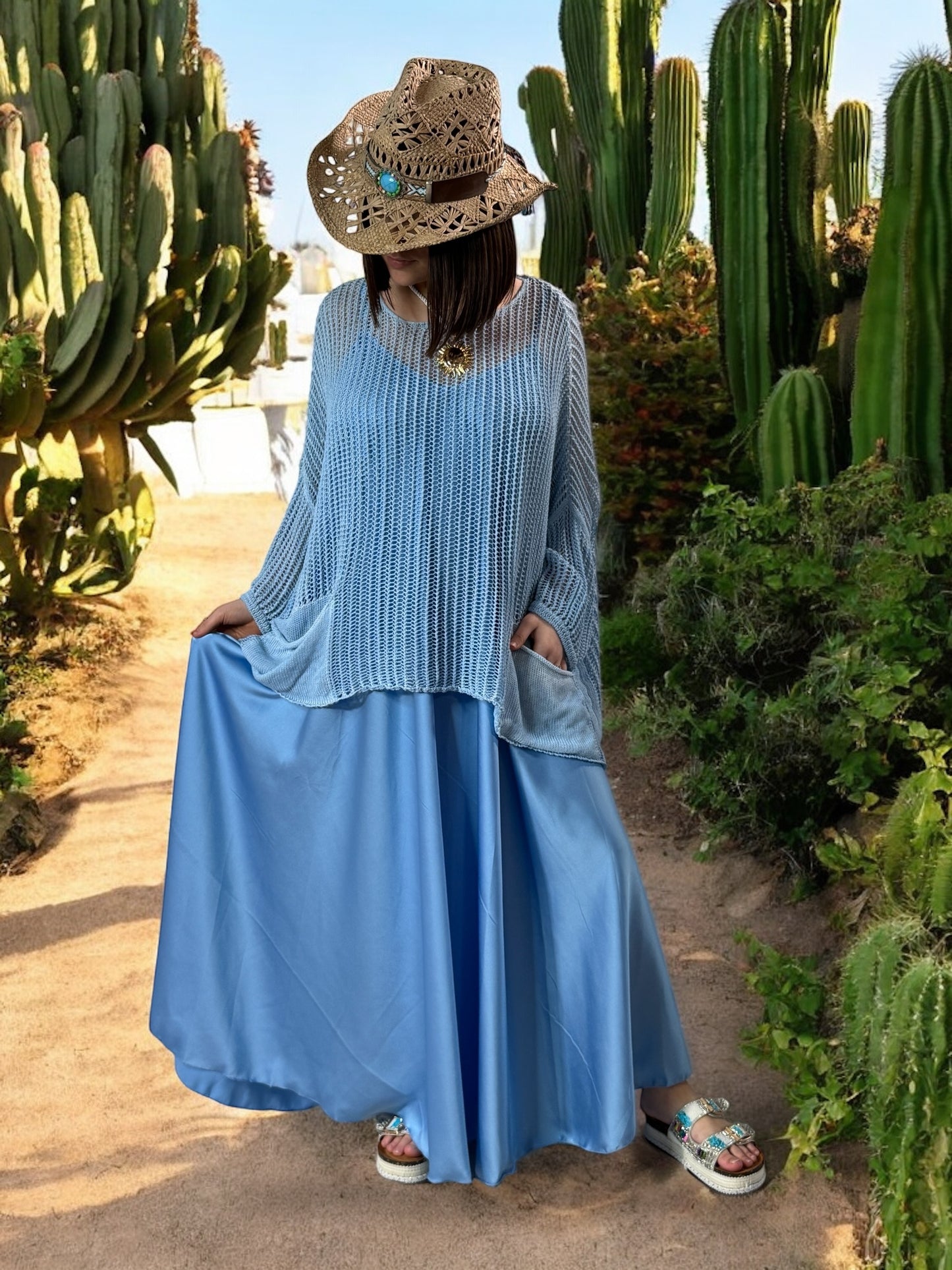 TIPHAINE - ROBE AMPLE FLUIDE BLEUE JUSQU'A LA TAILLE 50/52