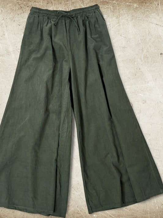 SERGIO - PANTALON AMPLE EN VELOURS MILLERAIES KAKI TAILLE 46/48 A 52