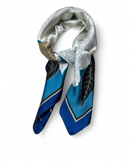 JULIETTE REF4 - PETIT FOULARD BLEU A FLEUR