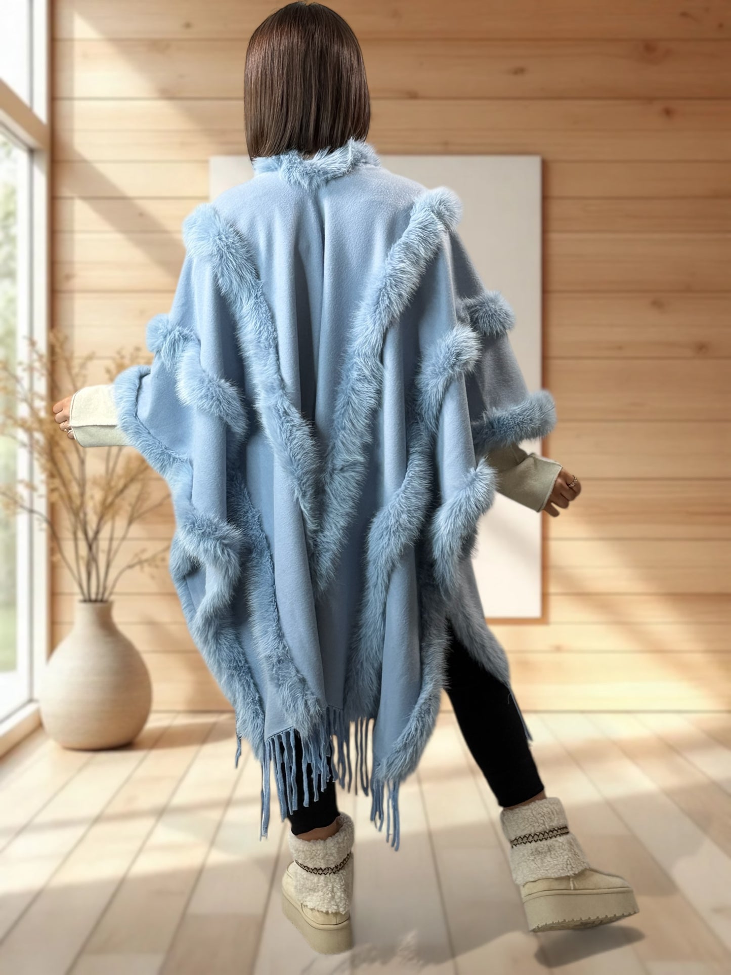 ERIKA - CAPE BLEUE FAUSSE FOURRURE