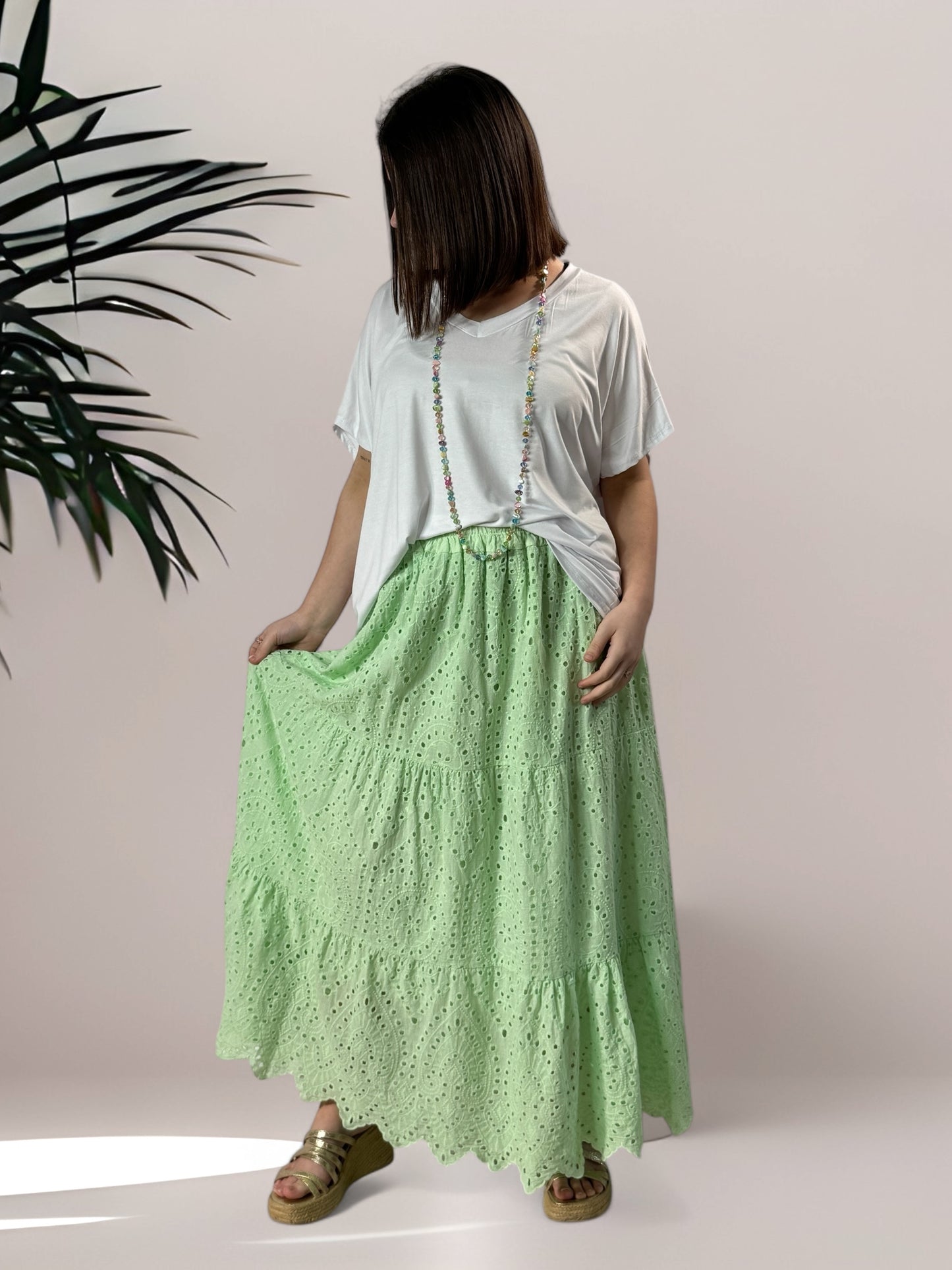 ROMY - JUPON VERT EN BRODERIE ANGLAISE JUSQU'A LA TAILLE 54