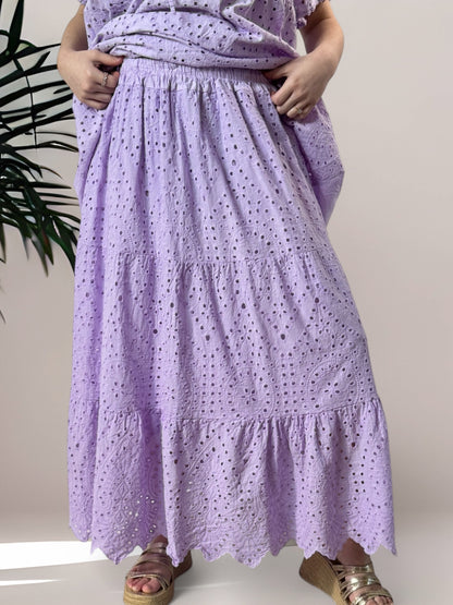 ROMY - JUPON LILAS EN BRODERIE ANGLAISE JUSQU'A LA TAILLE 54