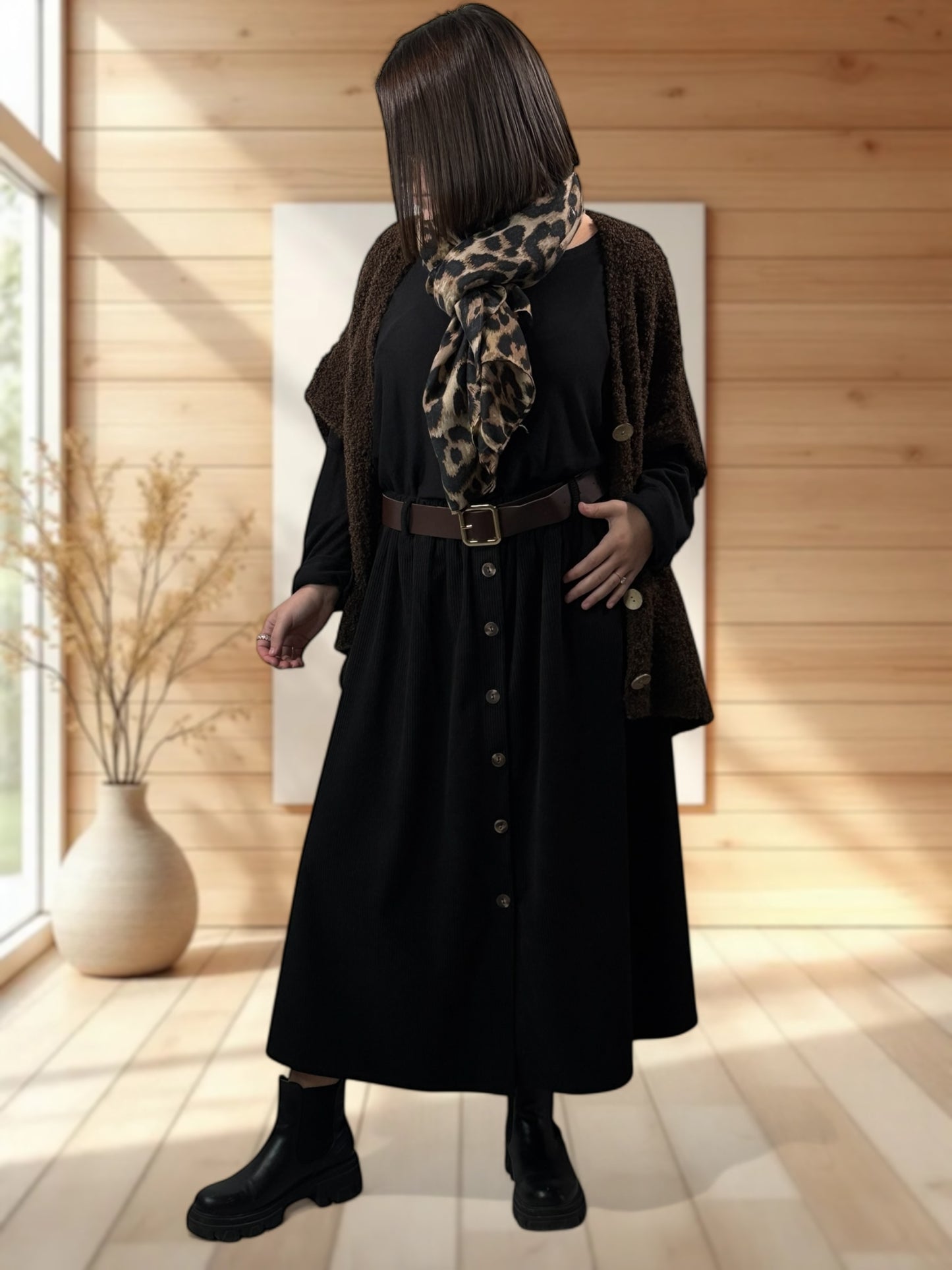 CAROLINA - JUPE EN VELOURS NOIR JUSQU'A LA TAILLE 52/54