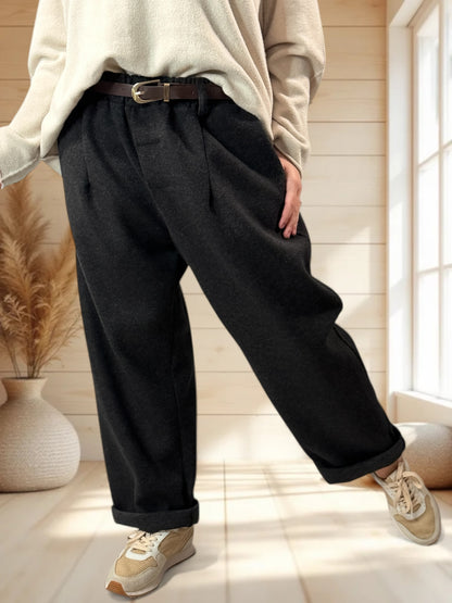 VICTOR - PANTALON NOIR AVEC SA CEINTURE JUSQU'A LA TAILLE 50