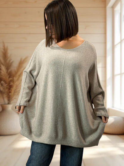 ANOUSHKA - PULL OVERSIZE TAUPE JUSQU'A LA TAILLE 56/58