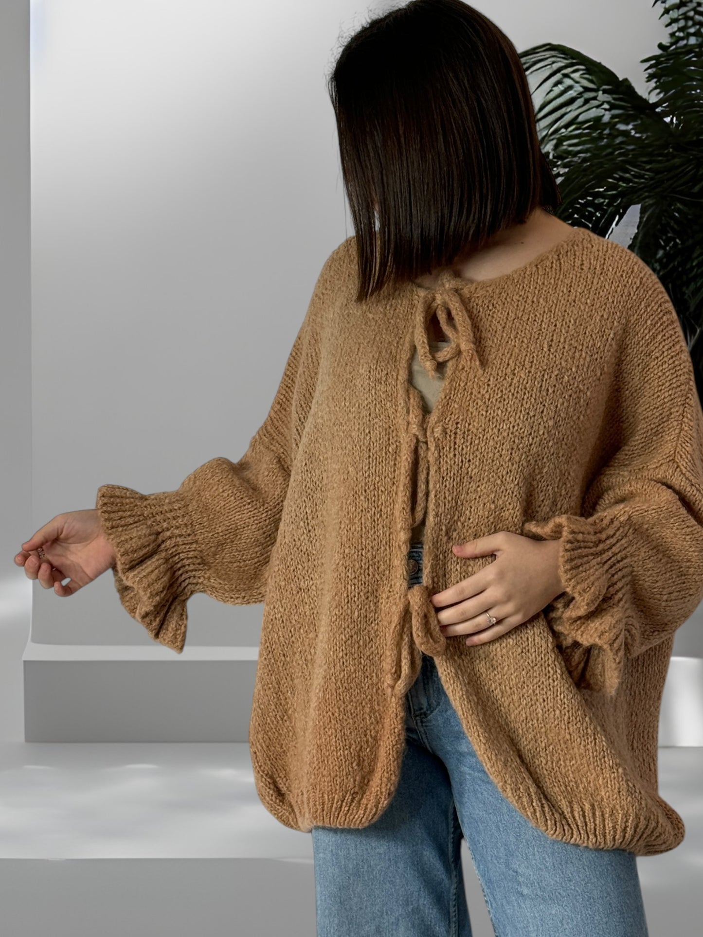 BERENGERE - GILET OVERSIZE CAMEL AVEC NOEUDS JUSQU'A LA TAILLE 52/54