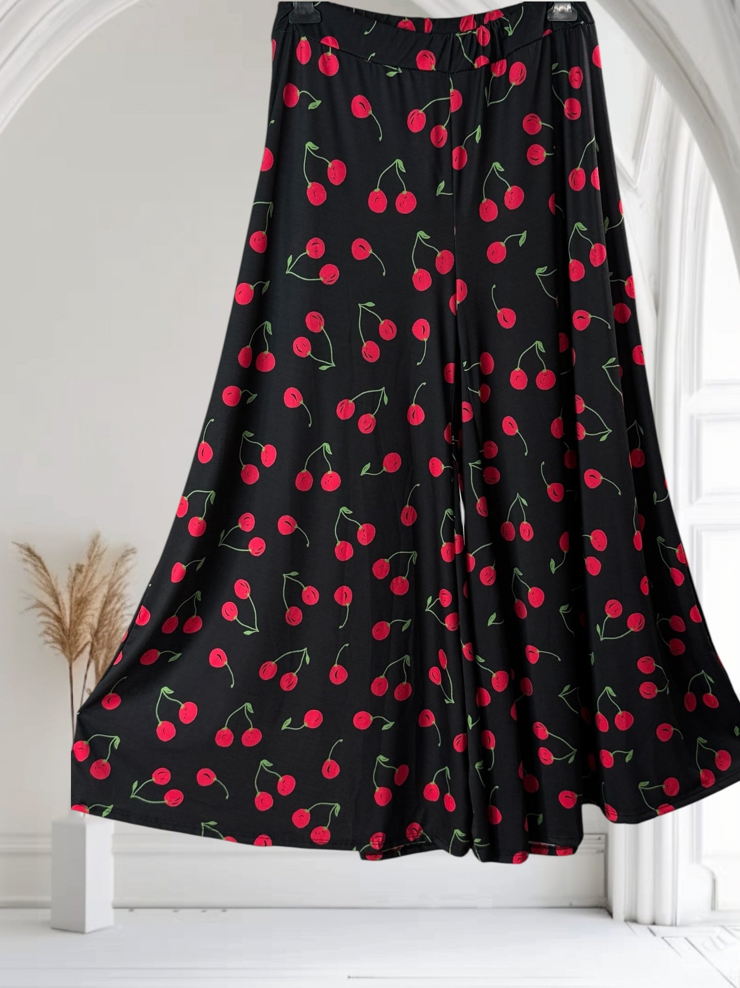 NOUGAT - PANTALON PALAZZO NOIR MOTIF CERISE TAILLE 46 A 54