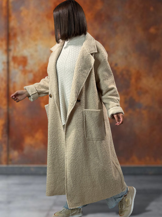 JULIEN - LONG MANTEAU BEIGE EN BOUCLETTE JUSQU'A LA TAILLE 50/52