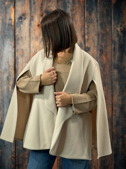 DONATELLA - VESTE CAPE BEIGE JUSQU'A LA TAILLE 50/52