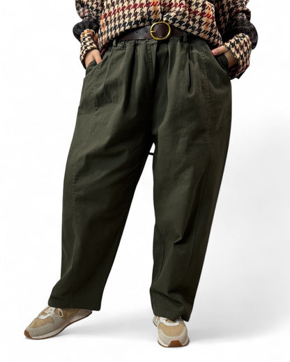DIMITRI - PANTALON KAKI AVEC CEINTURE JUSQU'A LA TAILLE 54
