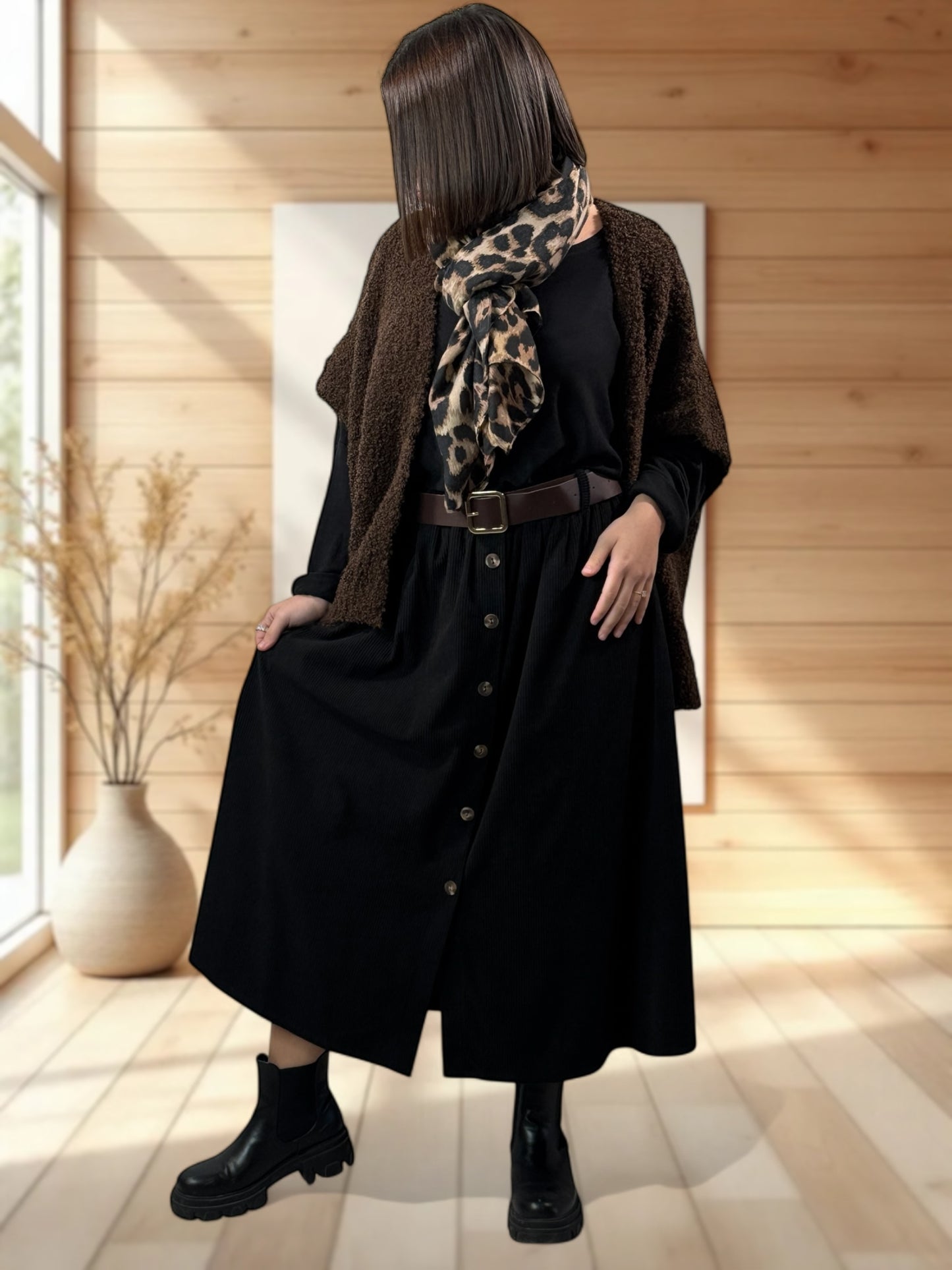 CAROLINA - JUPE EN VELOURS NOIR JUSQU'A LA TAILLE 52/54