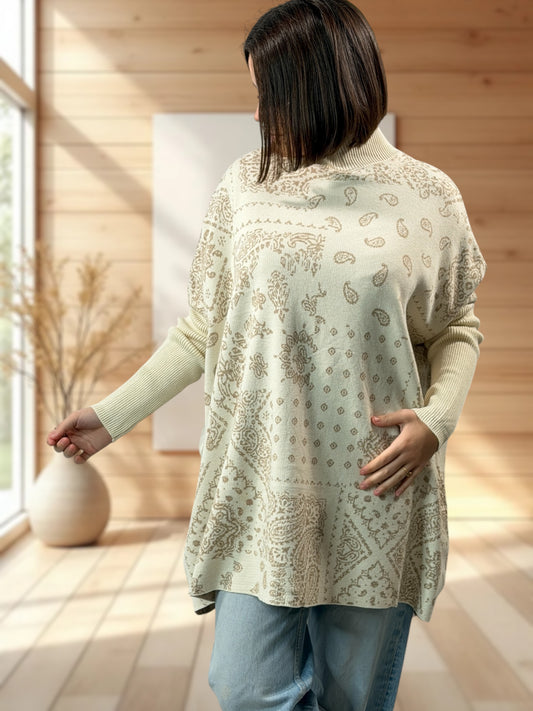 BANDANA - PULL OVERSIZE BLANC CASSE A MOTIF JUSQU'A LA TAILLE 56