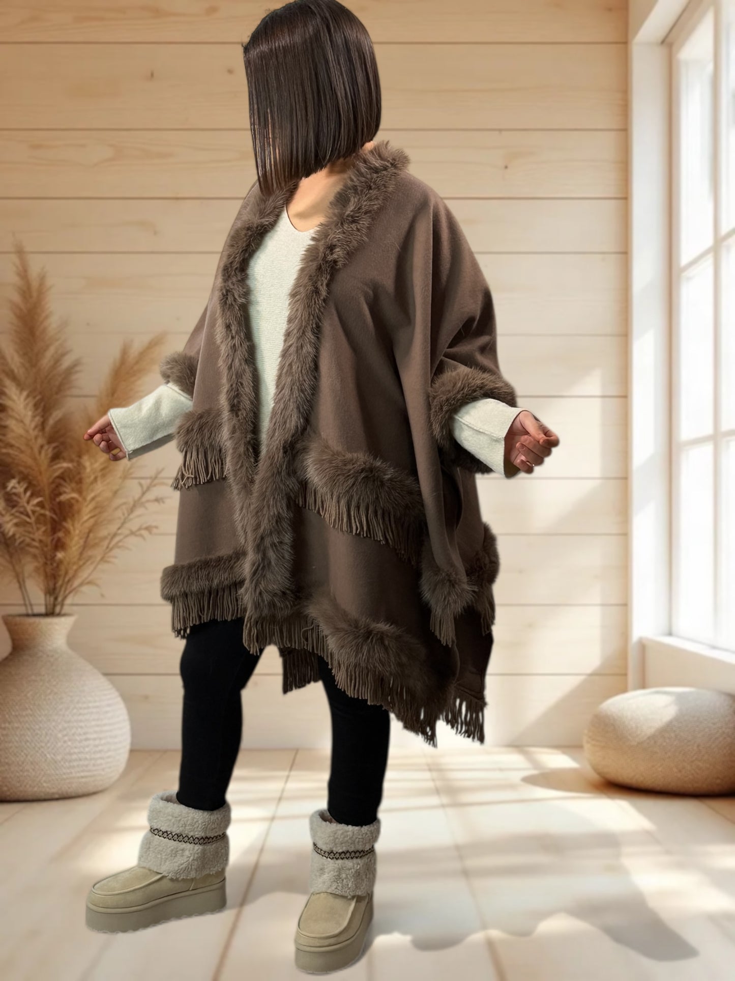 MAGNOLIA - CAPE MARRON FAUSSE FOURRURE