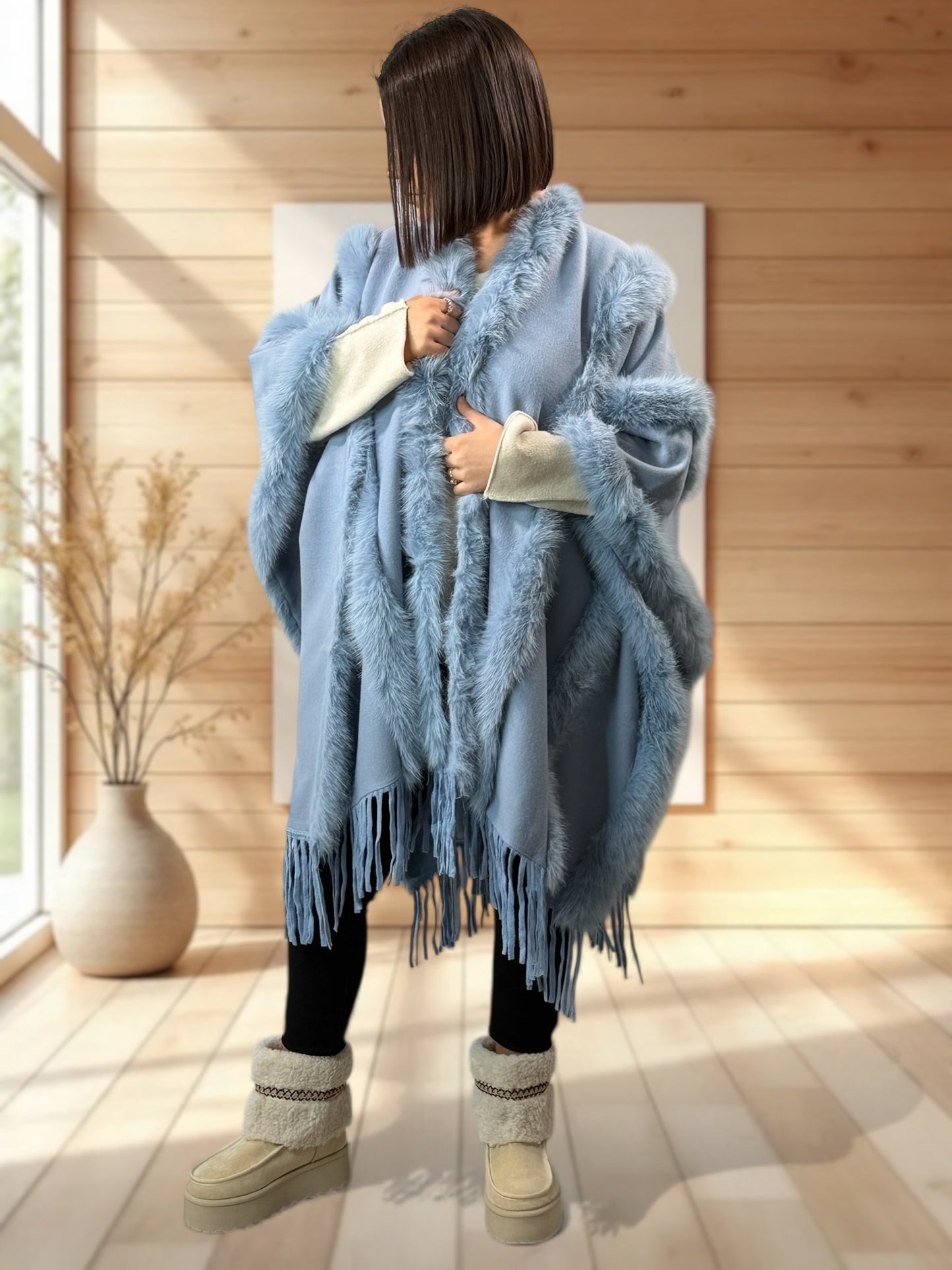 ERIKA - CAPE BLEUE FAUSSE FOURRURE