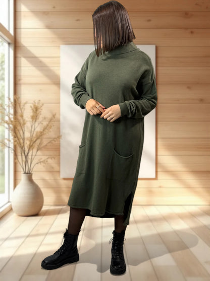 LEONIE - ROBE EN MAILLE KAKI OVERSIZE JUSQU'A LA TAILLE 48/50